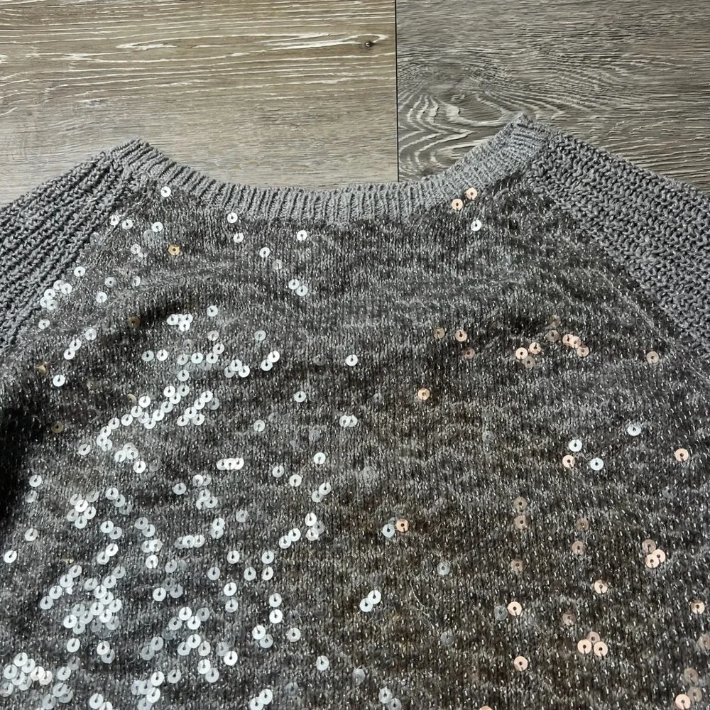 Justice Sweater‎ Girls 14 Grey Sequin Metallic Knit High-Low Long Sleeve Sparkly